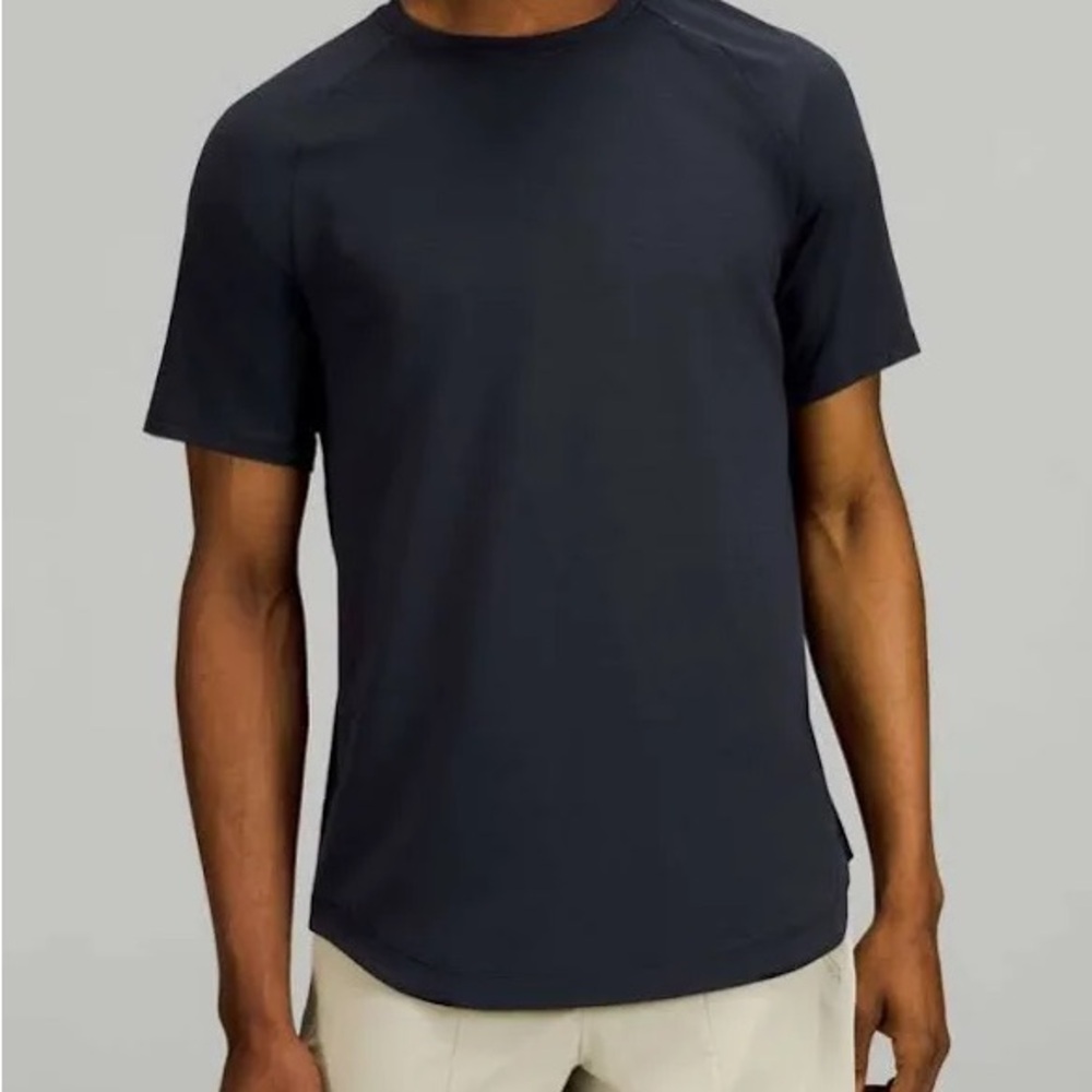 Lululemon drysense shirts (5 pack)